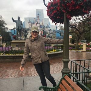 Meet your Posher, Isel